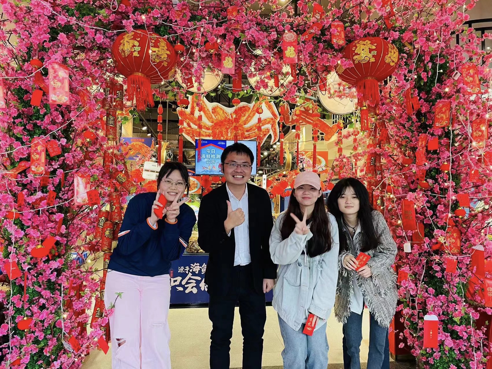 走访慰问实习生，情系学子暖人心，金领技校开展寒假巡岗活动！