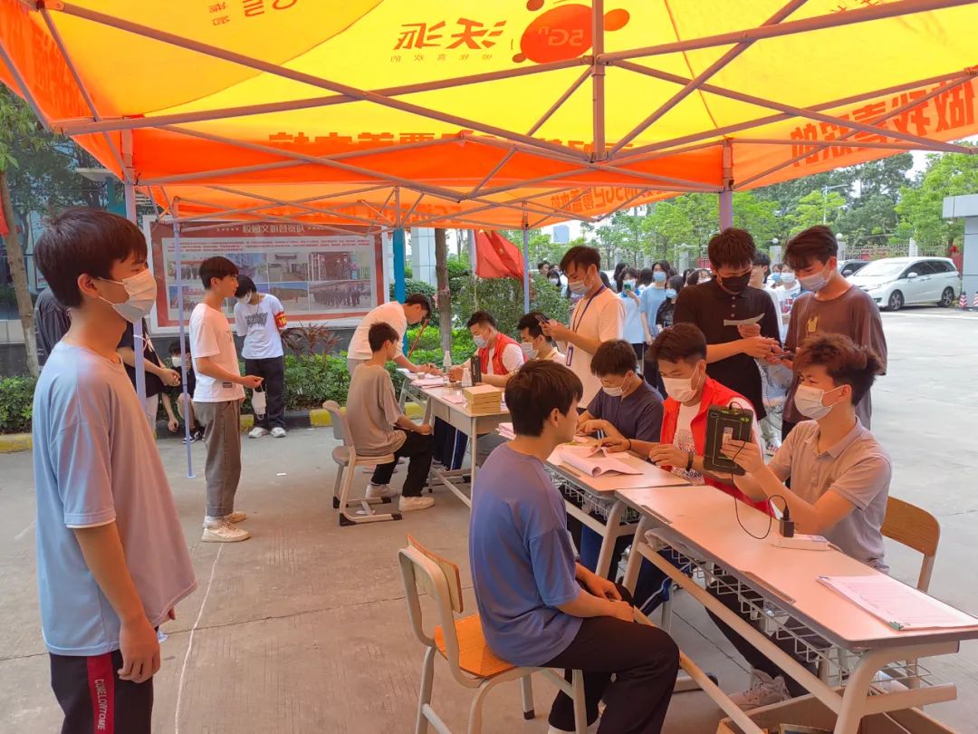 广州市审计局到金领技工学校进行学生资助工作专项检查