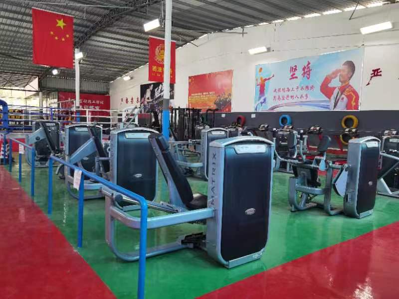 力量仪器
